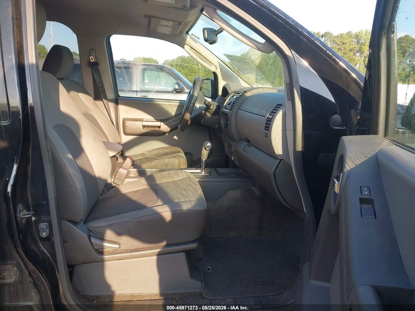 2012 NISSAN XTERRA auction photo 5
