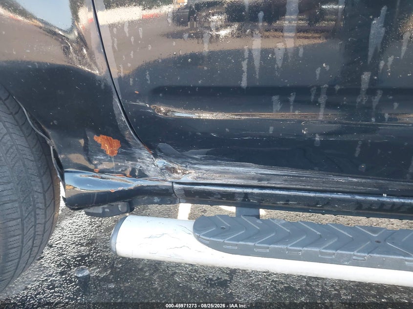 2012 NISSAN XTERRA auction photo 6