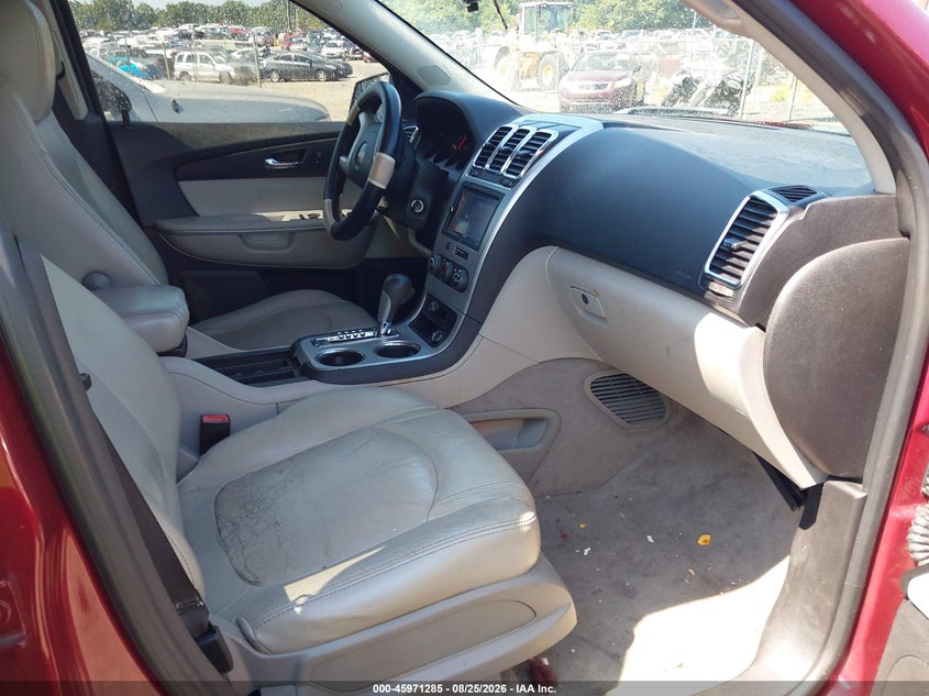 2010 GMC ACADIA auction photo 5
