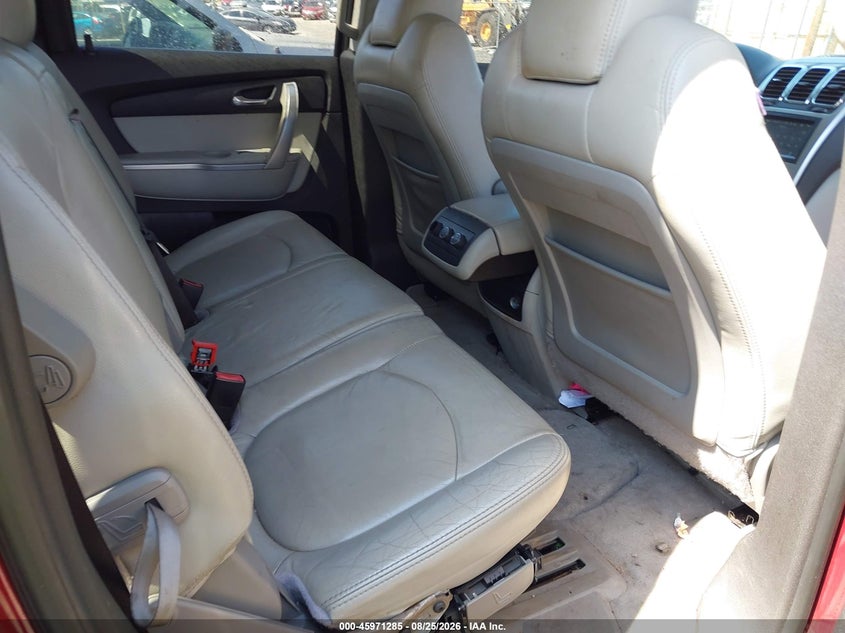 2010 GMC ACADIA auction photo 8