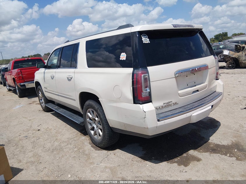 2015 GMC YUKON XL 1500 auction photo 3