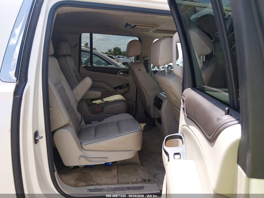 2015 GMC YUKON XL 1500 auction photo 8