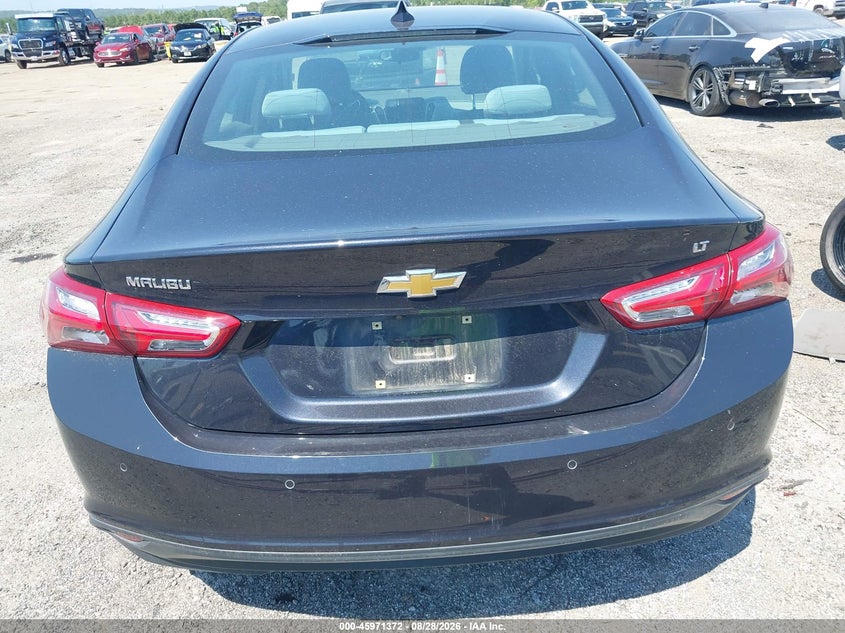 2022 Chevrolet Malibu (VIN: 1G1ZD5ST2NF117320)