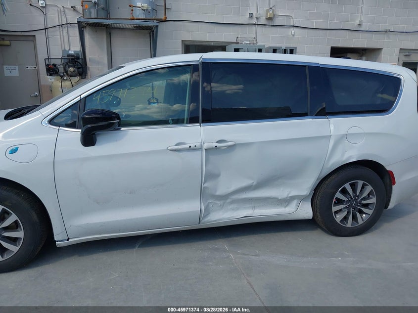 2024 CHRYSLER PACIFICA HYBRID auction photo 6