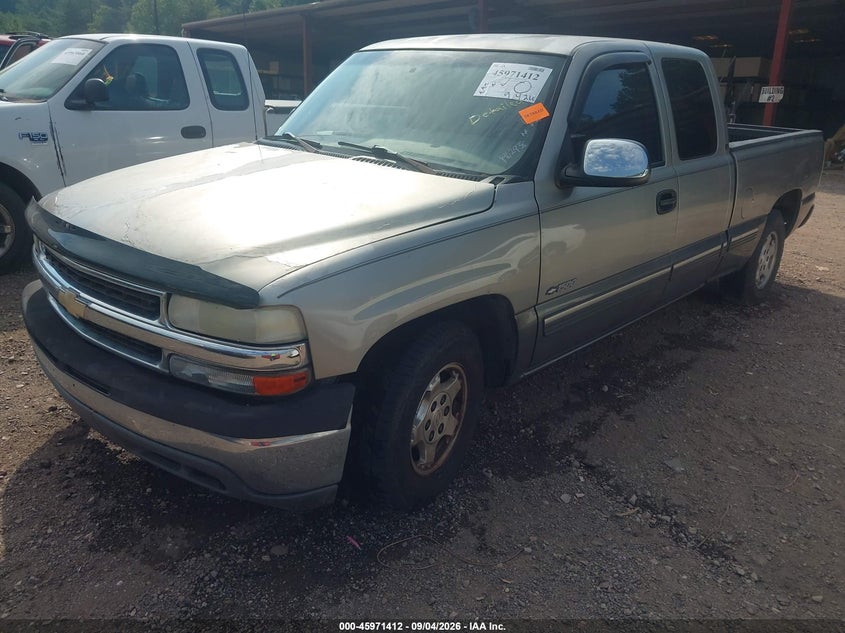 2000 Chevrolet Silverado, Звичайний знос, IAAI, VIN 2GCEC19V7Y1402938 — фото 2