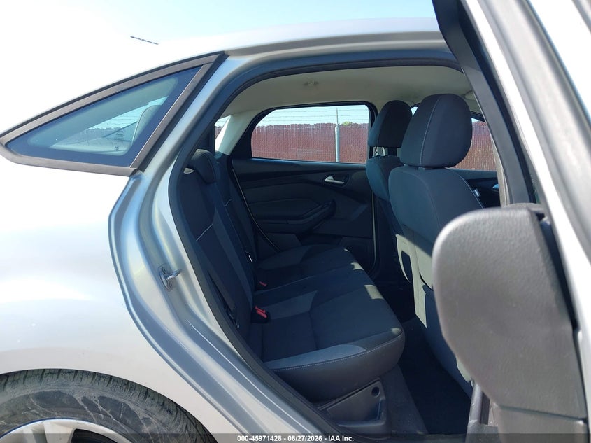 2014 FORD FOCUS auction photo 8