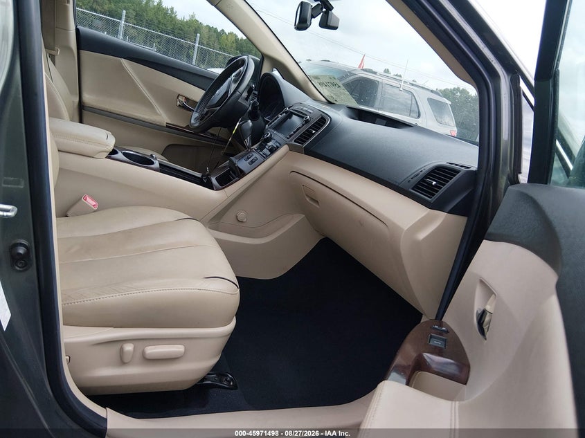 2013 TOYOTA VENZA auction photo 5