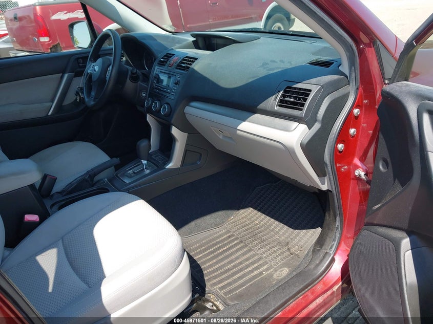 2014 SUBARU FORESTER auction photo 5