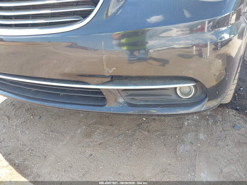 2016 CHRYSLER TOWN & COUNTRY auction photo 6