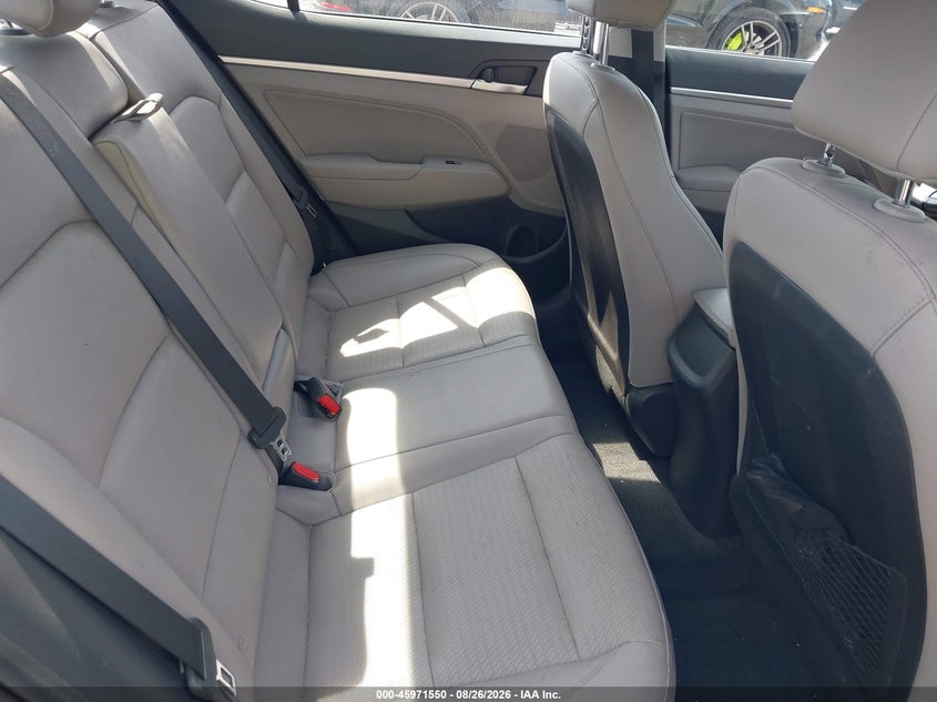HYUNDAI ELANTRA 2019 VIN 5NPD84LF3KH452211