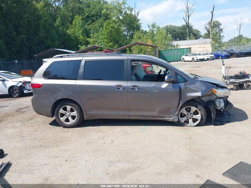 TOYOTA SIENNA 2016 VIN 5TDKK3DC1GS730743