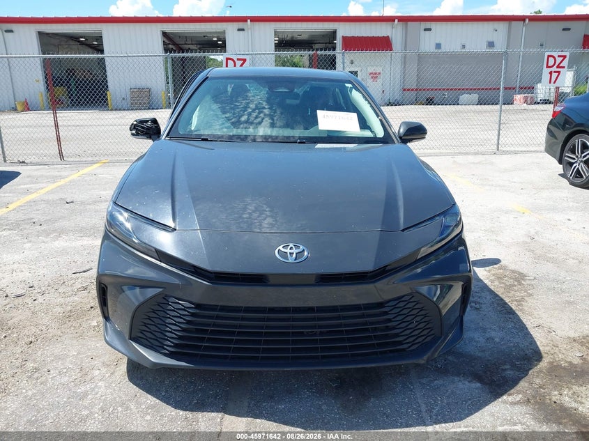 TOYOTA CAMRY - zdjęcie 12