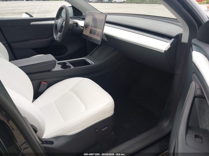 2024 TESLA MODEL Y SPORT UTILITY VEHICLE ELECTRIC