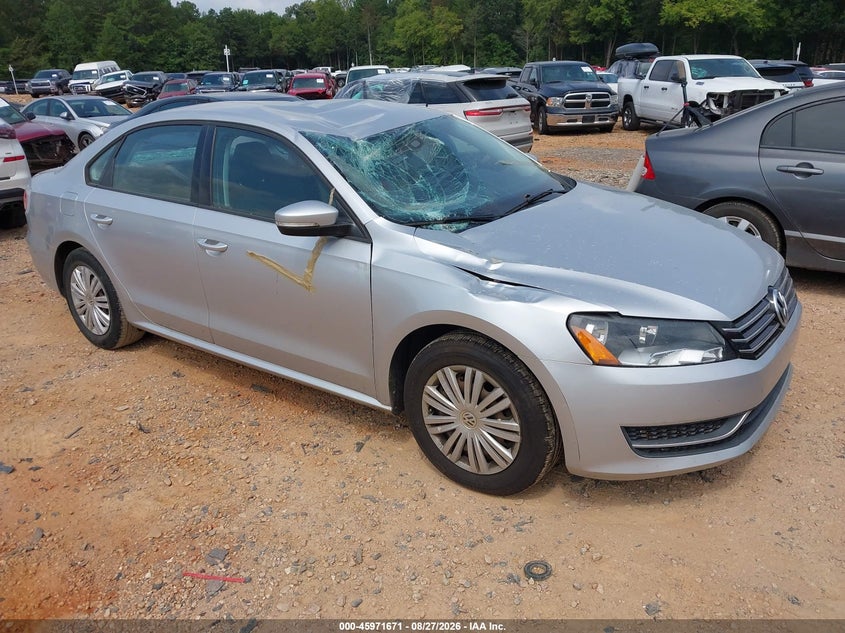 2014 Volkswagen Passat 1.8T S, Front & Rear, IAAI, VIN 1VWAS7A31EC102099