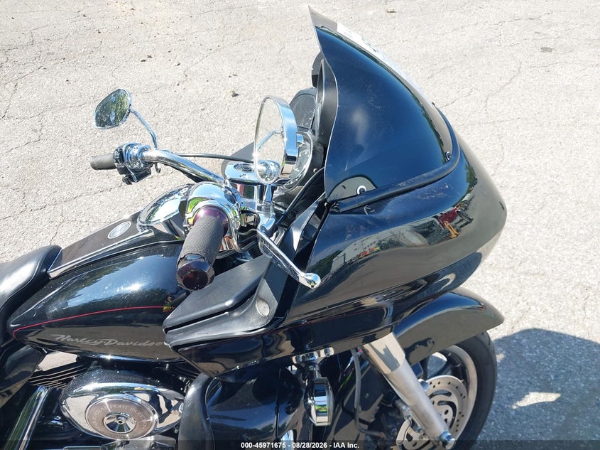 HARLEY-DAVIDSON FLTRI 2002