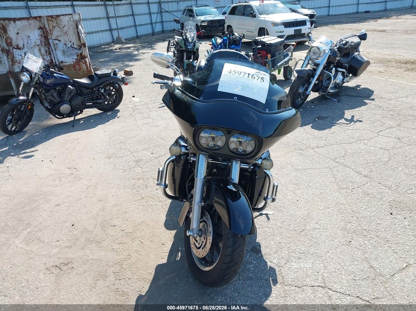 2002 HARLEY-DAVIDSON FLTRI auction photo 5