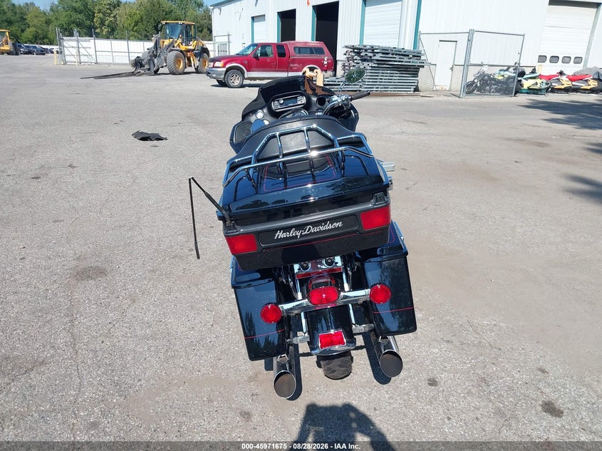 2002 HARLEY-DAVIDSON FLTRI auction photo 6