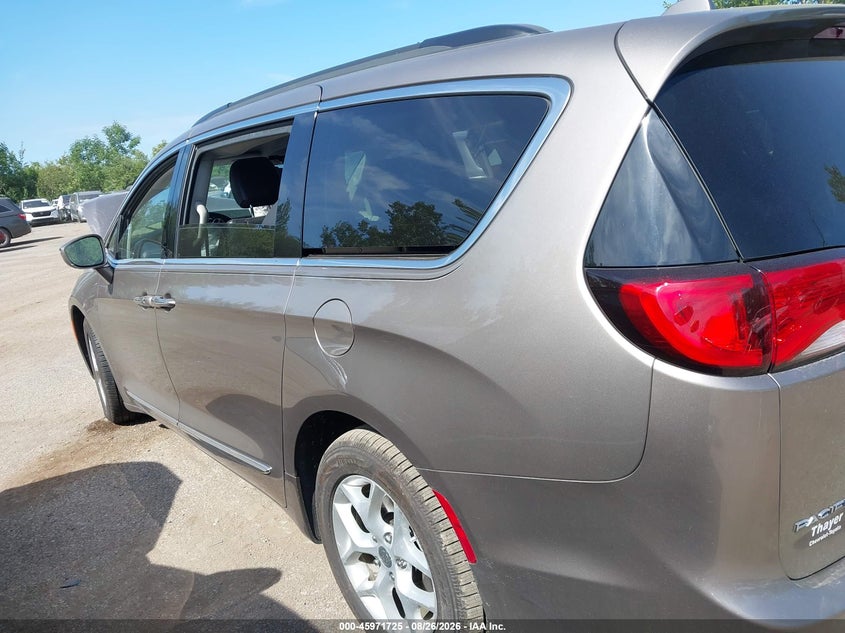 CHRYSLER PACIFICA - zdjęcie 13