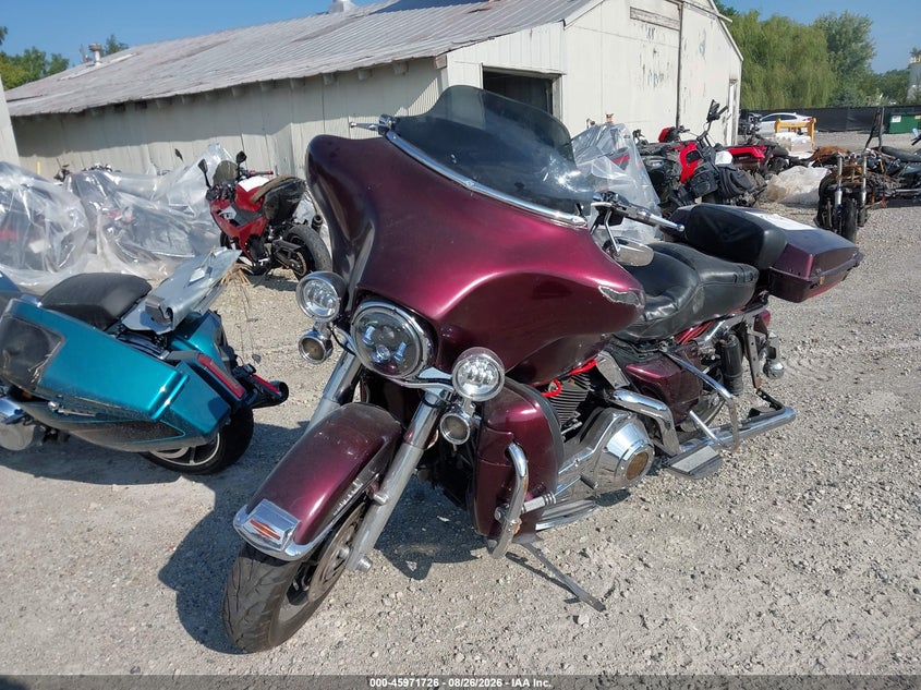 HARLEY-DAVIDSON FLHTCUI 2003