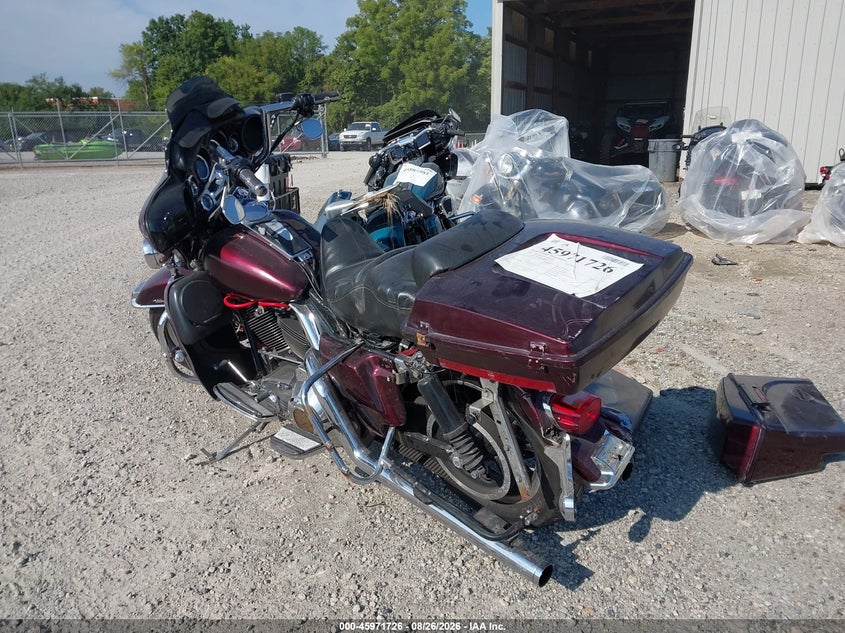HARLEY-DAVIDSON FLHTCUI 2003