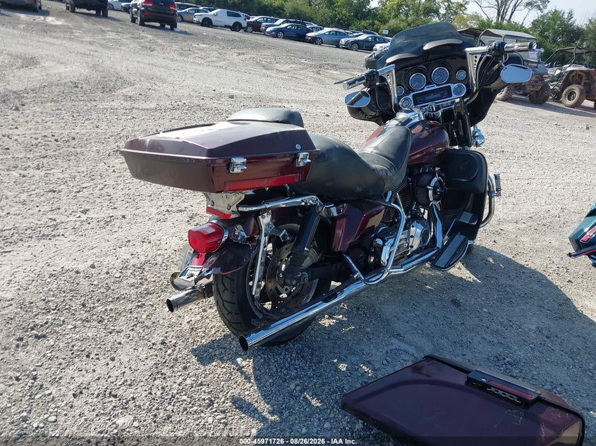 HARLEY-DAVIDSON FLHTCUI 2003