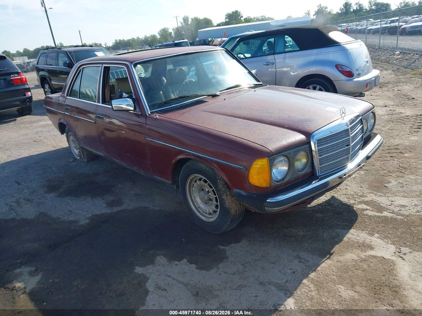 1983 MERCEDES-BENZ B auction photo 1