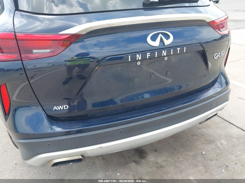 2020 INFINITI QX50 auction photo 6