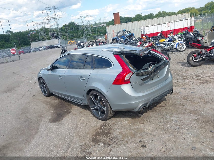 VOLVO V60 2015 VIN YV1902SH8F1190410