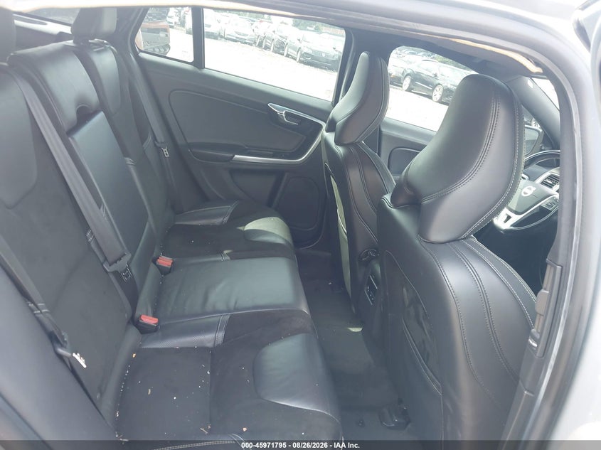 VOLVO V60 2015 VIN YV1902SH8F1190410