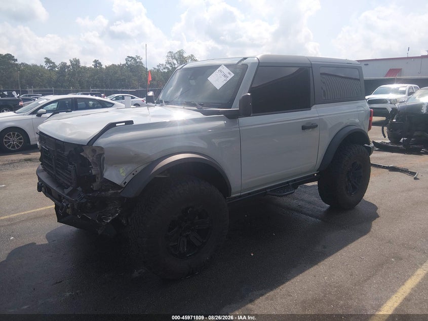 2022 Ford Bronco, Front End, IAAI, VIN 1FMDE5AH4NLB71422 — photo 2