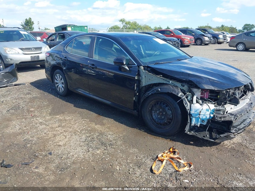 TOYOTA CAMRY - zdjęcie 14