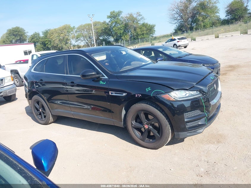JAGUAR F-PACE - zdjęcie 13