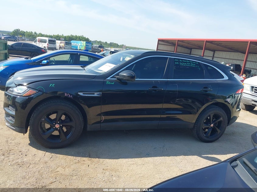 JAGUAR F-PACE - zdjęcie 14