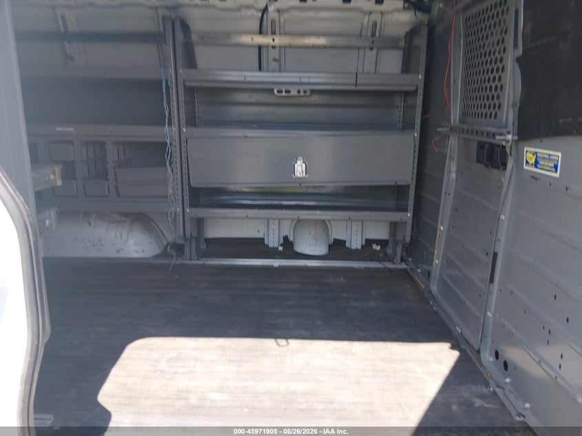 2017 CHEVROLET EXPRESS 2500 auction photo 8