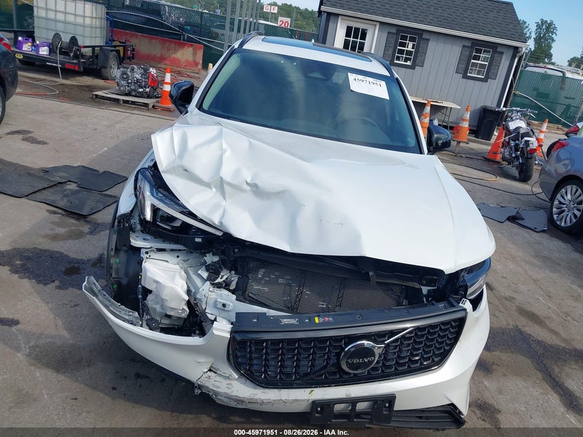 VOLVO XC40 2025 VIN YV4L12UC4S2489906
