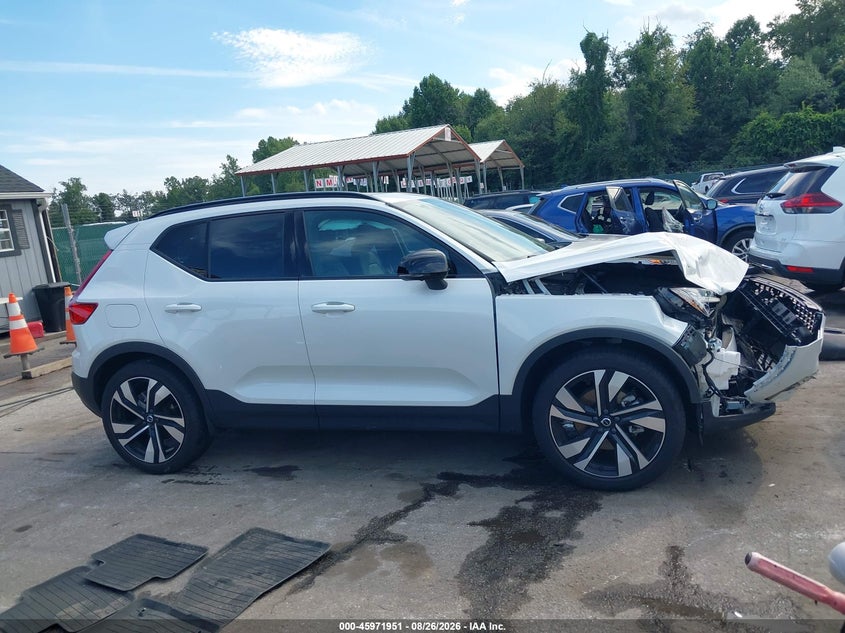 VOLVO XC40 2025 VIN YV4L12UC4S2489906