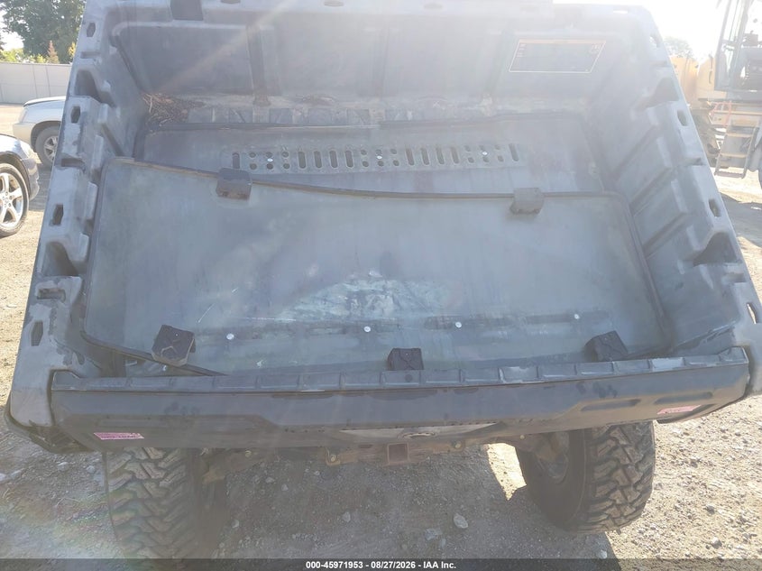 2019 CAN-AM DEFENDER MAX auction photo 6