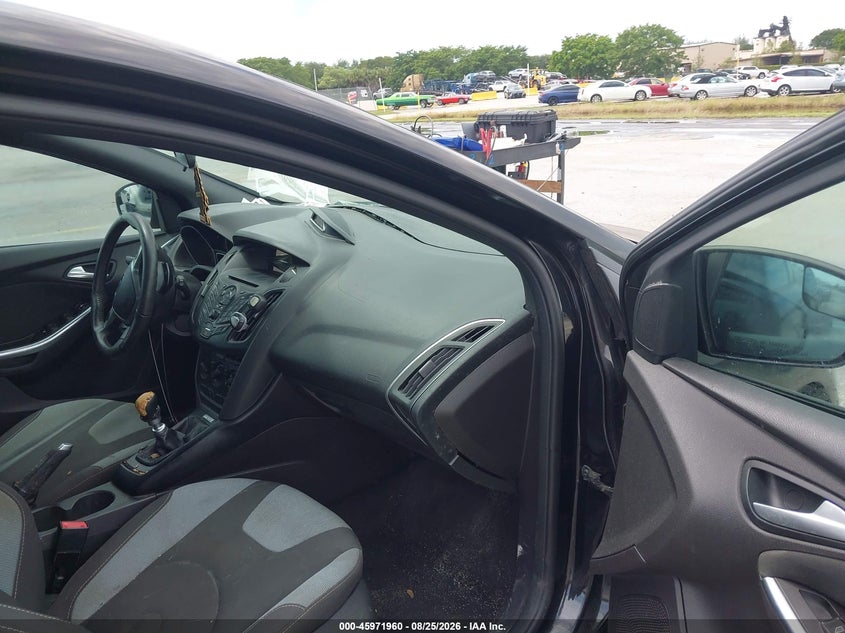2013 FORD FOCUS ST auction photo 5