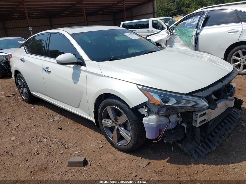 2019 NISSAN ALTIMA auction photo 1