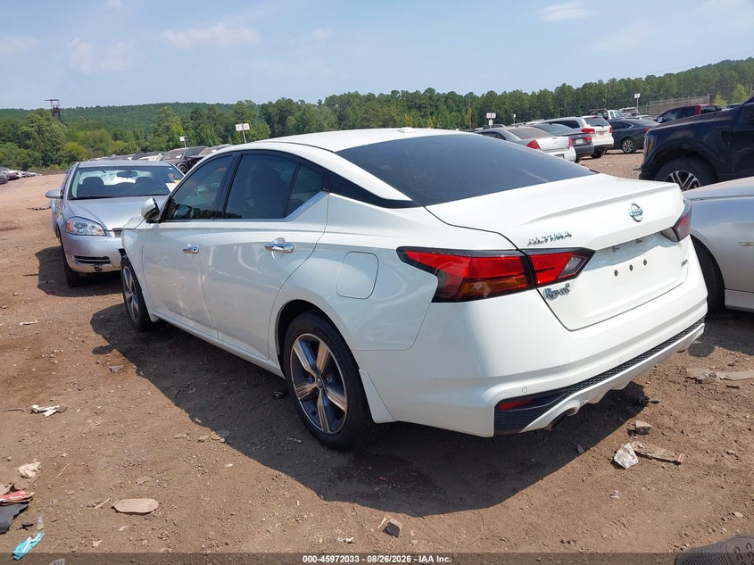 2019 NISSAN ALTIMA auction photo 3