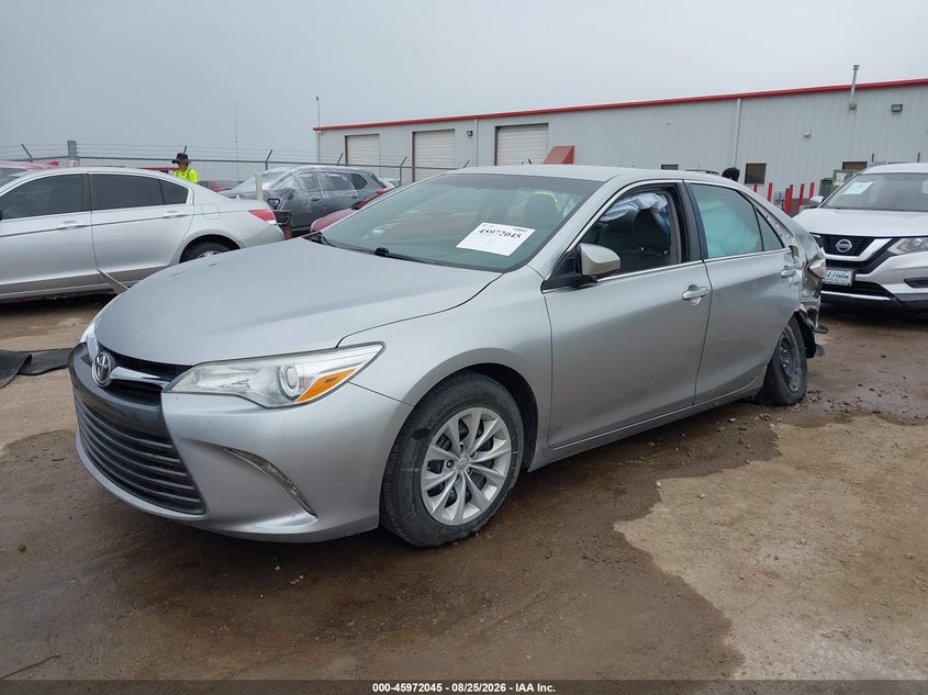 2015 Toyota Camry, Left Rear, IAAI, VIN 4T4BF1FK8FR469653 — photo 2