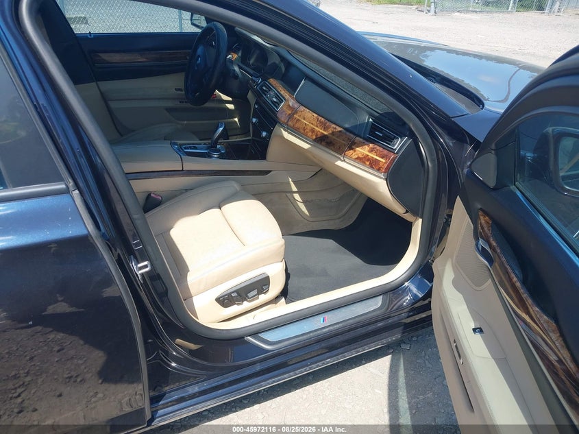 2015 BMW 740LI auction photo 5