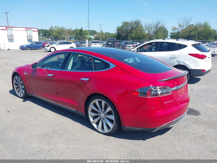 Vin: 5yjsa1cpxdfp09546, lot: 46471396, tesla model s performance 20133