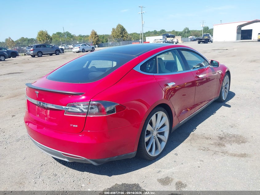 Vin: 5yjsa1cpxdfp09546, lot: 46471396, tesla model s performance 20134