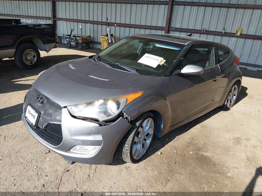 2012 Hyundai Veloster, Front End, IAAI, VIN KMHTC6AD3CU075650 — photo 2