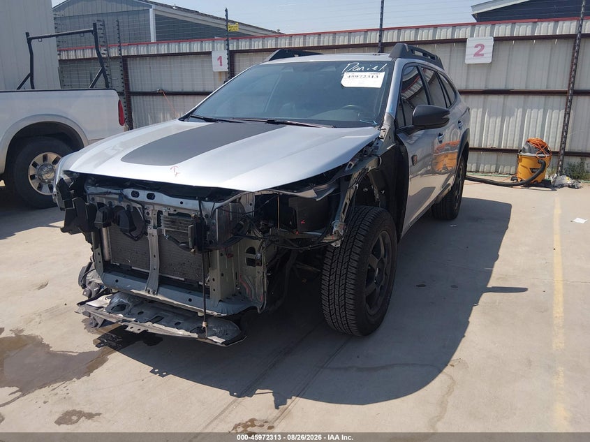 2025 Subaru Outback, Front End, IAAI, VIN 4S4BTGUD8S3226323 — photo 2