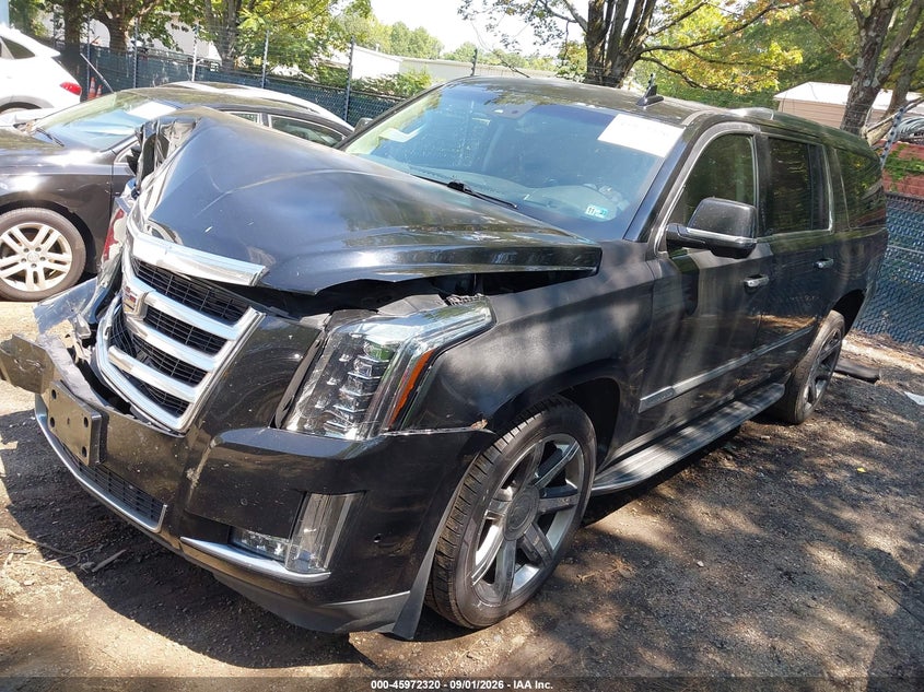 Vin: 1gys4hkj0hr320602, lot: 46471560, cadillac escalade esv luxury 20172