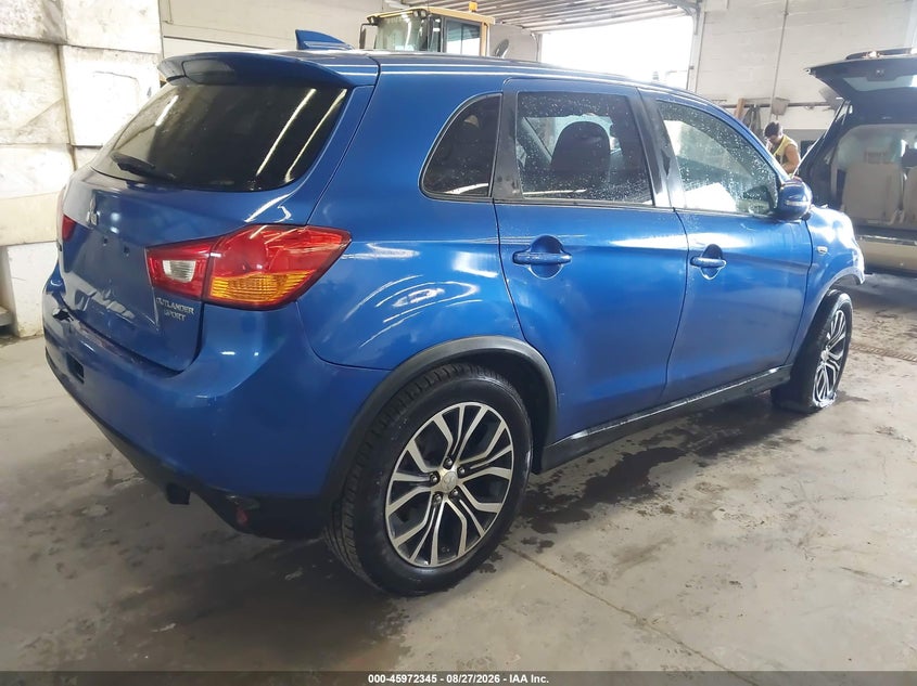 2017 MITSUBISHI OUTLANDER SPORT · Фото 4