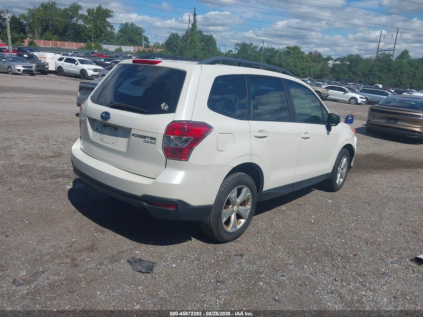 2015 SUBARU FORESTER auction photo 4