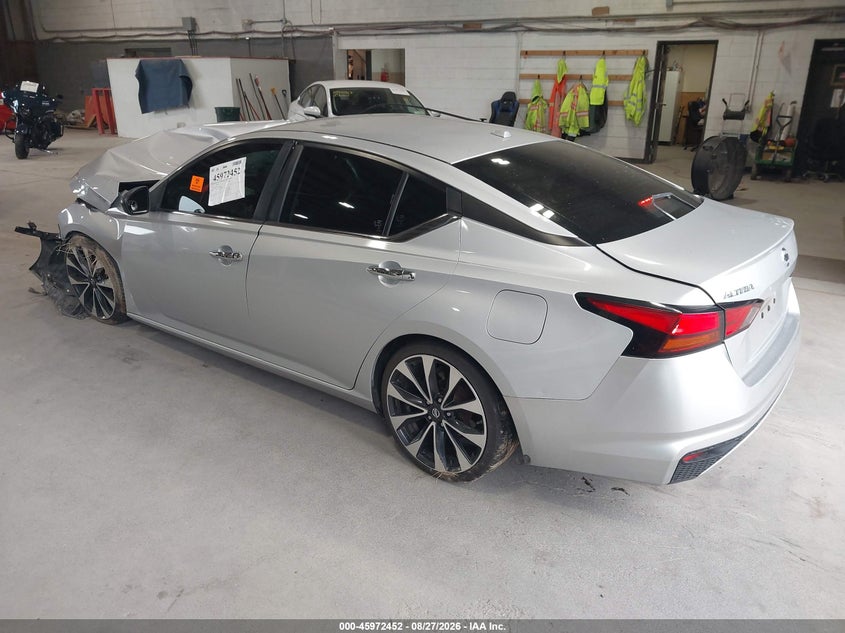 2019 NISSAN ALTIMA auction photo 3